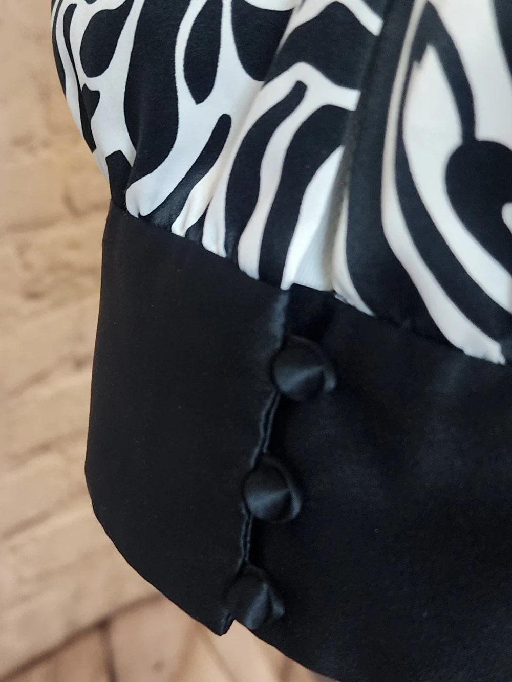 Ann Taylor Black and White Halter Blouse - Picture 4 of 5